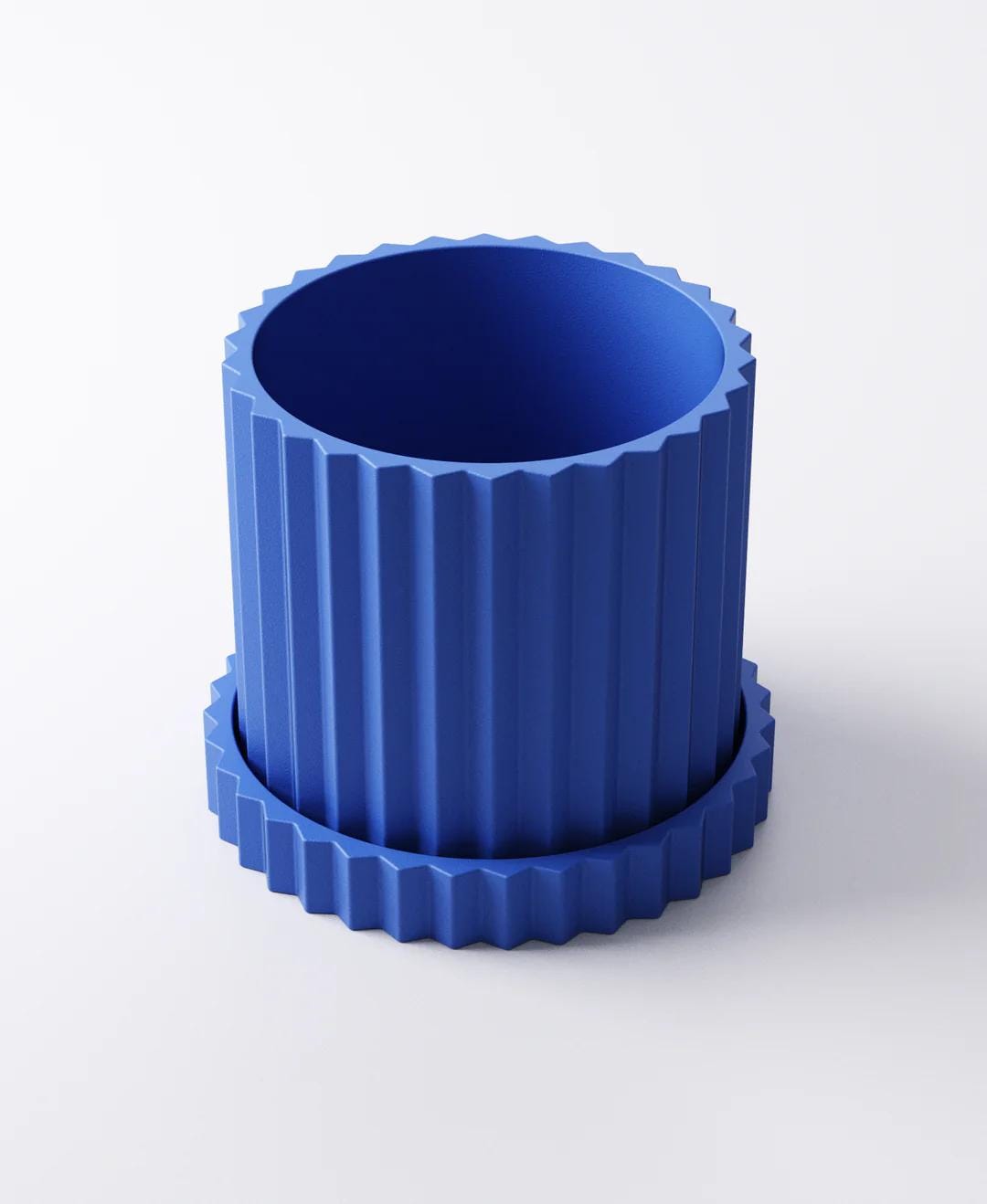 Pleated Planter with Drip Tray