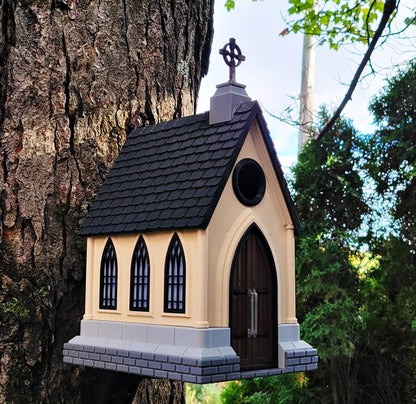 Gothic Chapel Birdhouse | 14 x 18 x 22 cm Whimsical Garden Décor Gift
