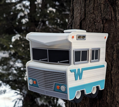 RV Birdhouse | Retro Winnebago Shorty Camper Outdoor Décor Gift