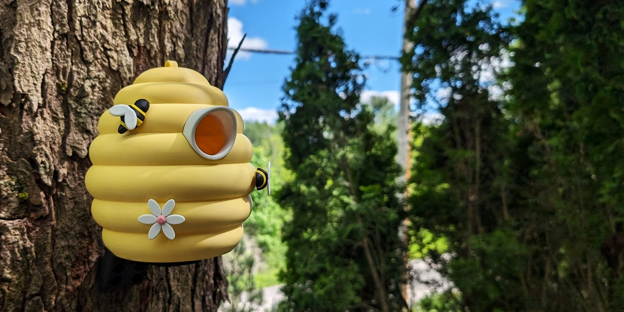 Beehive Birdhouse | 16x16x18cm Whimsical Garden Décor Gift