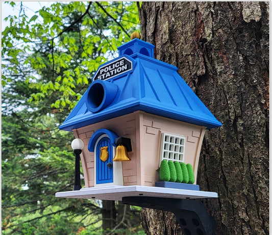 Police Station Birdhouse | 15×15×21cm Novelty Garden Décor Gift