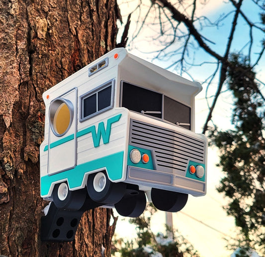 RV Birdhouse | Retro Winnebago Shorty Camper Outdoor Décor Gift