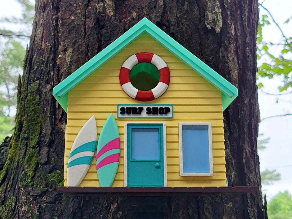 Surf Shop Birdhouse | 14x15x16cm Colorful Garden Décor Gift