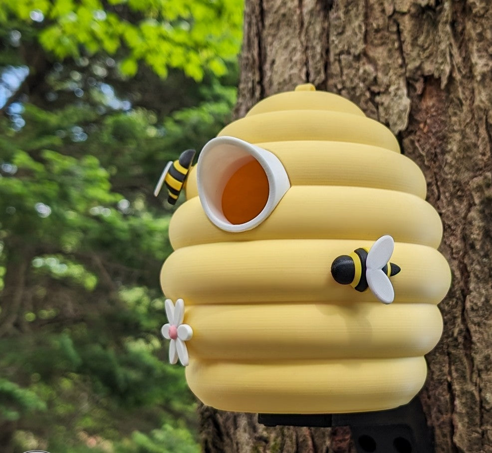 Beehive Birdhouse | 16x16x18cm Whimsical Garden Décor Gift