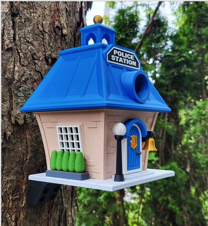 Police Station Birdhouse | 15×15×21cm Novelty Garden Décor Gift