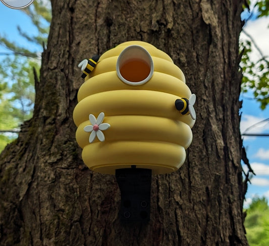 Beehive Birdhouse | 16x16x18cm Whimsical Garden Décor Gift
