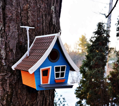 Tooned V1 Birdhouse | 17 x 14 x 21 cm Whimsical Garden Décor Gift