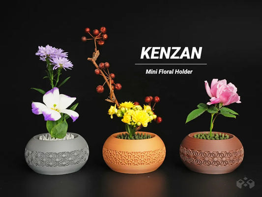 Mini Kenzan Flower Frog – Ikebana Desktop Vase