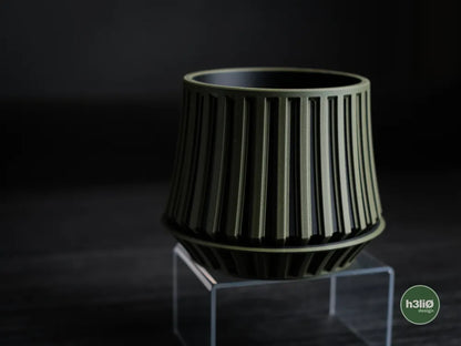 Echoic Patterned Planter with Elevated Plate | Modern Indoor Pot