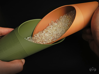 Garden Scoop – Multi-Purpose Shovel