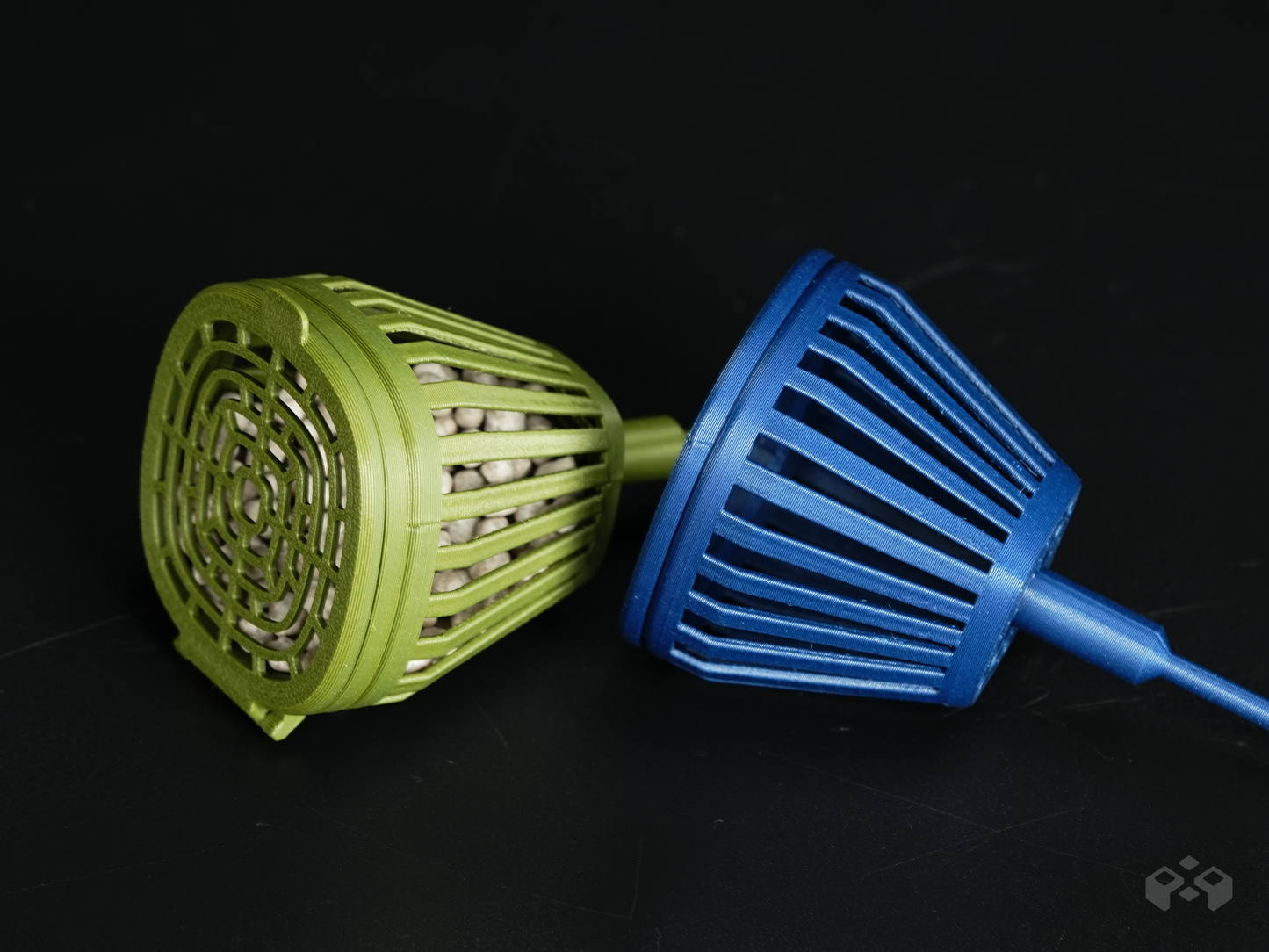 Internal Fertilizer Basket with Lid - Essential Planter Add-On for Indoor & Outdoor Plants