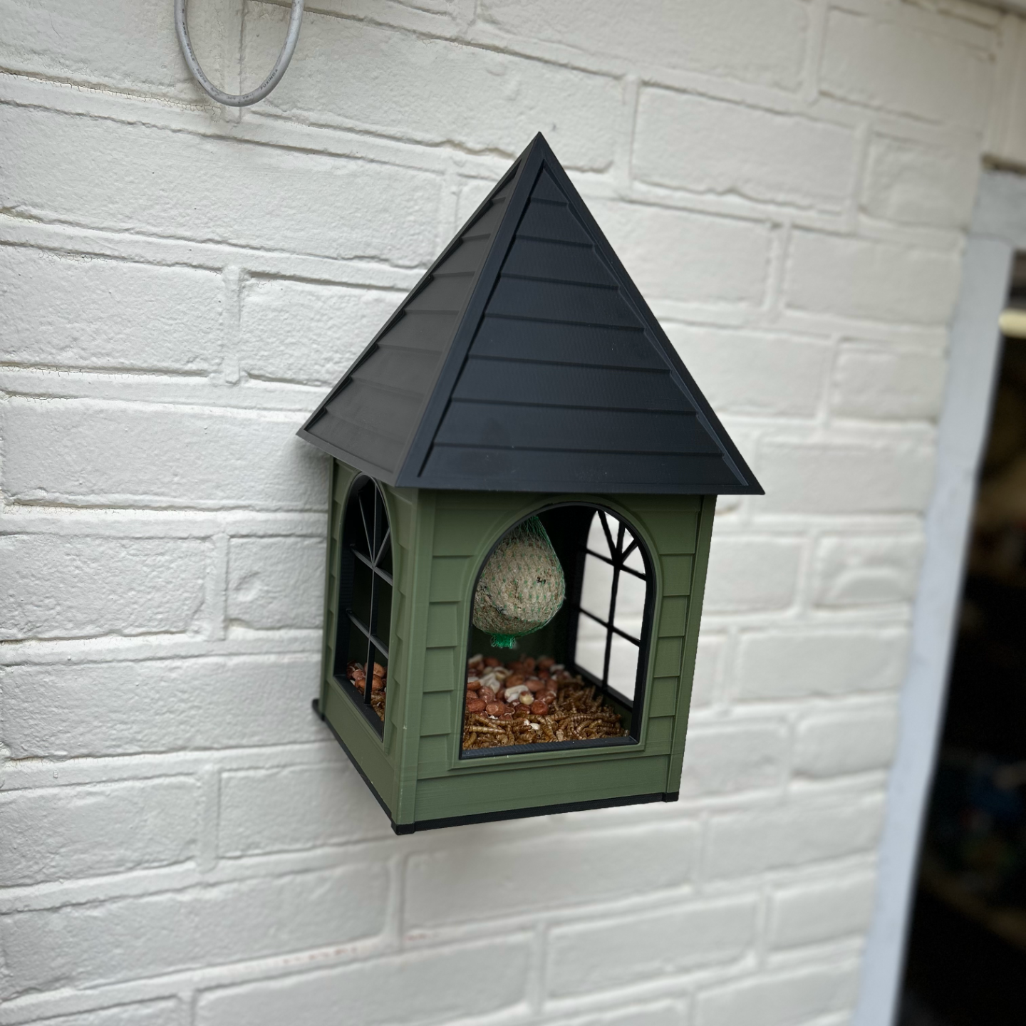 Classic Bird Feeder House with Mounting Bracket (PETG Outdoor-Safe)