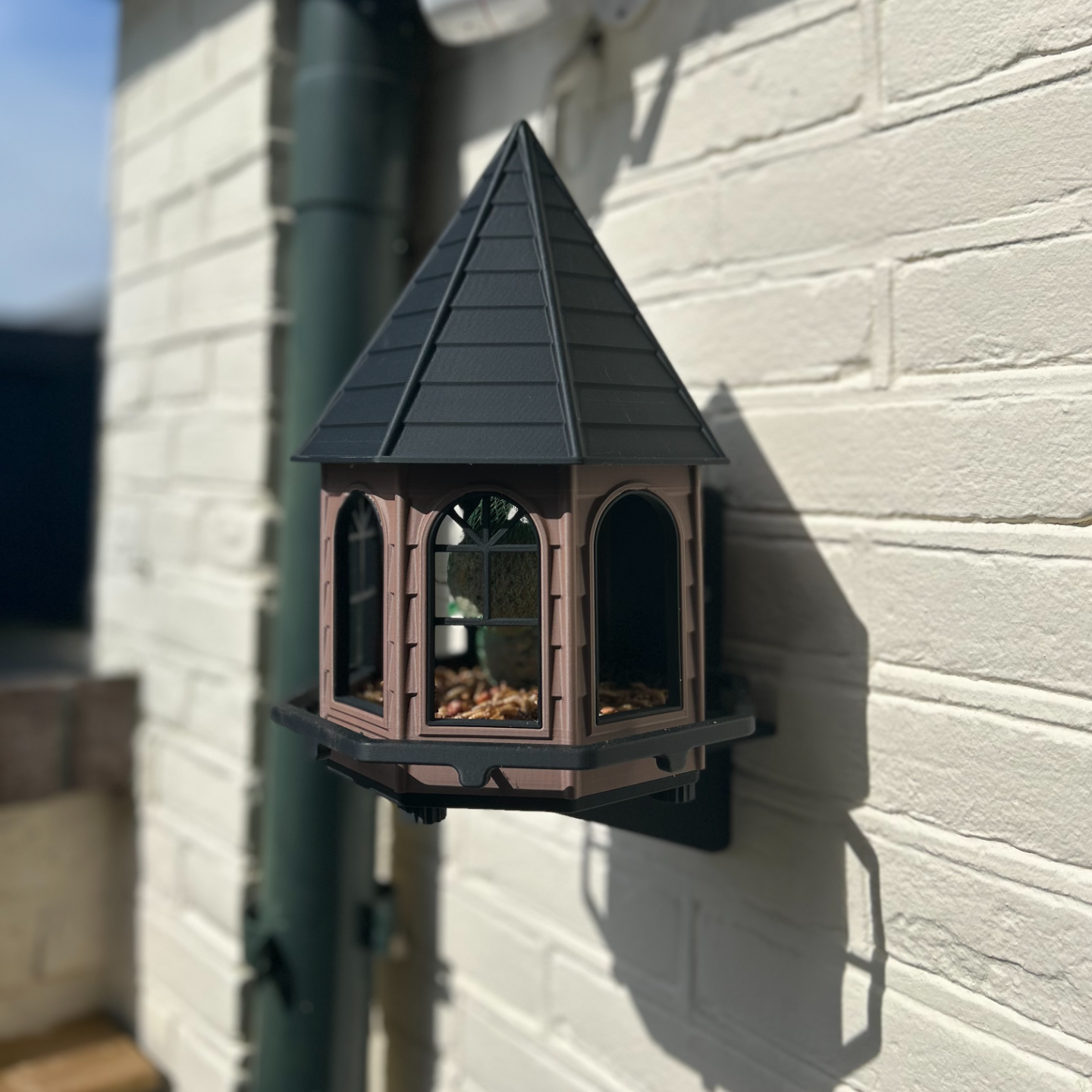 Classic Octagonal Bird Feeder House – Weatherproof PETG with Wall Mount Bracket – Made in Australia