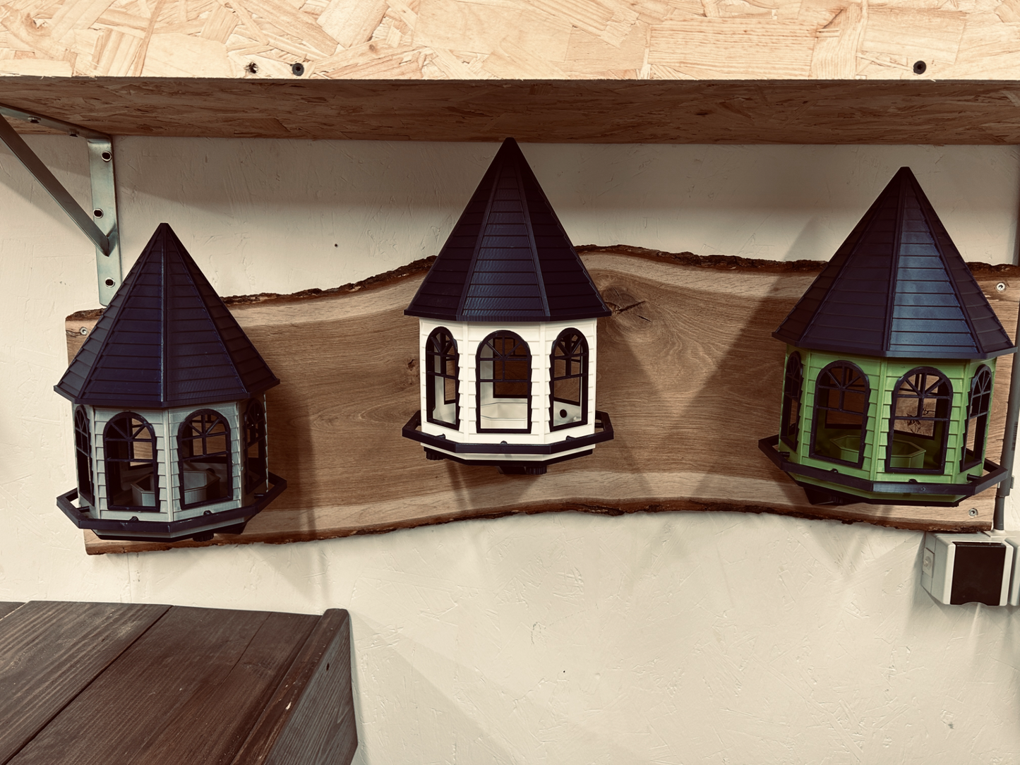 Premium Bird Feeder House with Wall Mount Bracket – Australian Made (7" x 7" x 13")