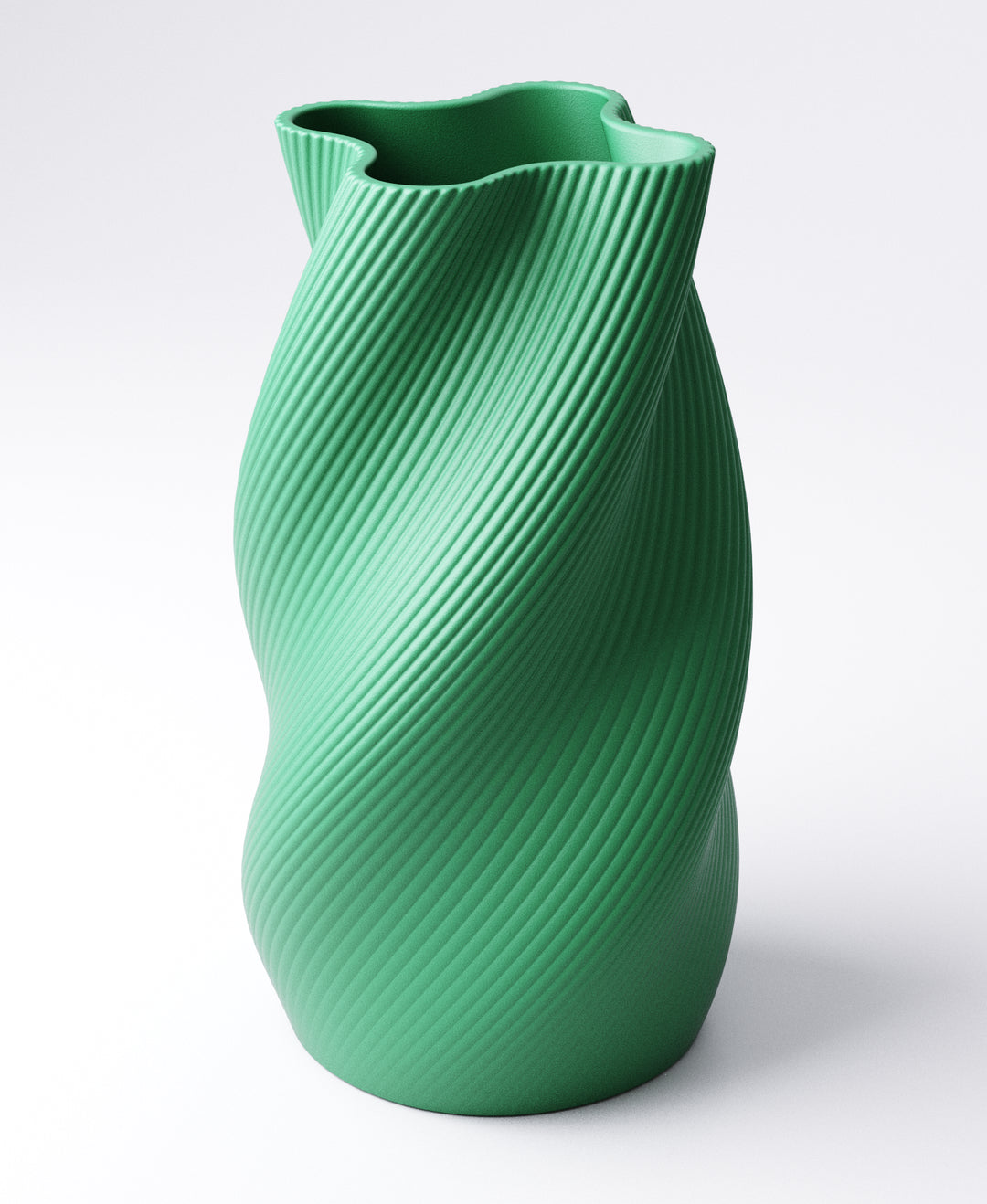 Spiral Vase – Twisted Rib Design | 11×11×18 cm