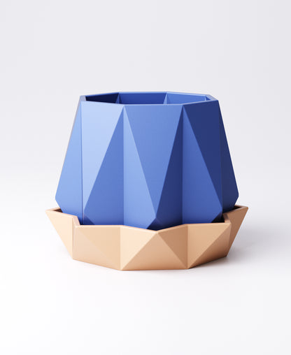 Nova Geometric Planter with Drip Tray – Faceted Indoor Pot 13×13×11cm | Matte Finishes