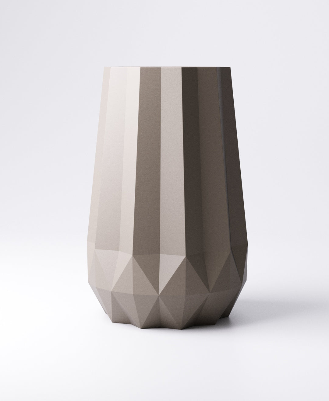 Geometric Vase – Faceted Design | 13×13×20 cm