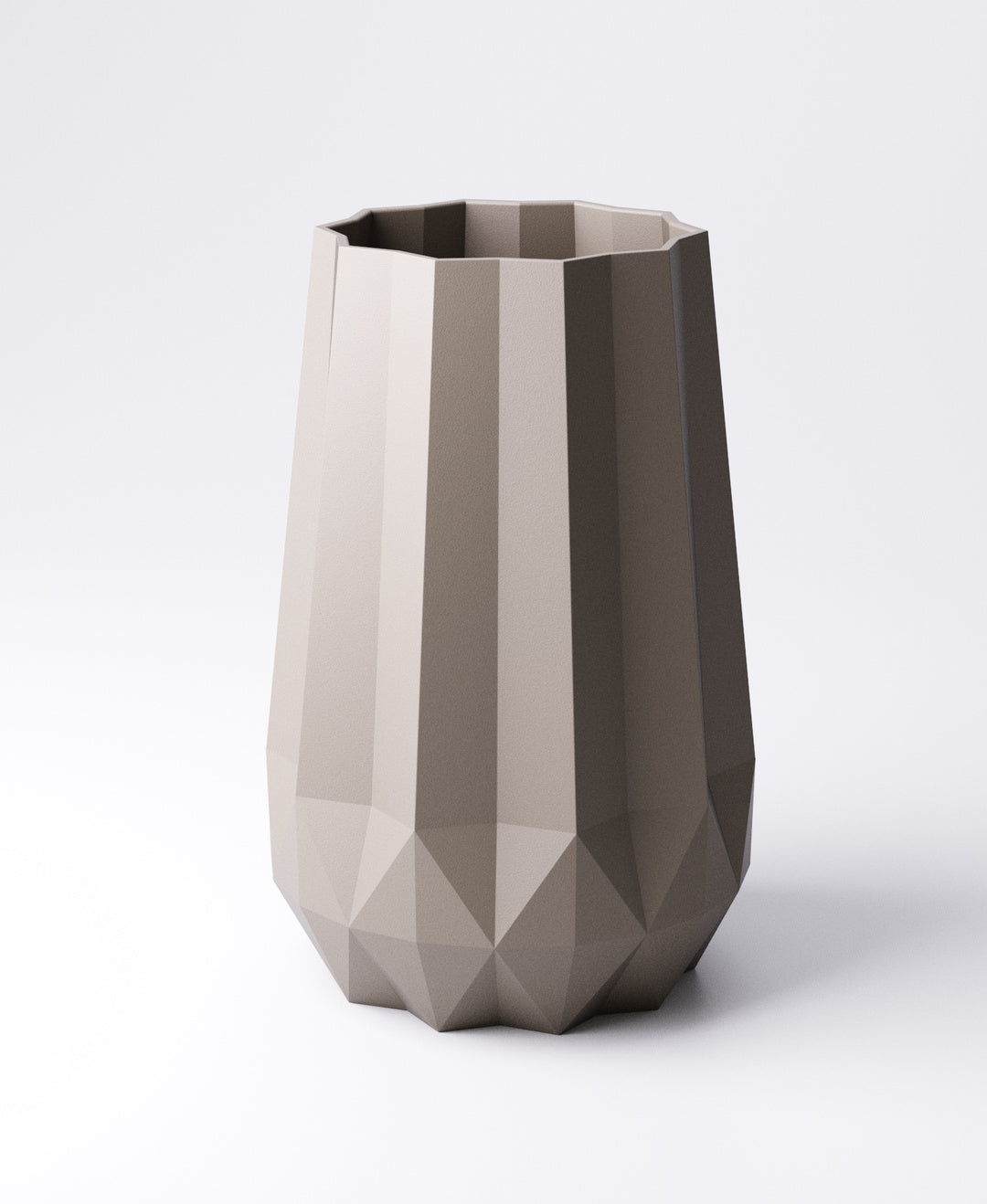 Geometric Vase – Faceted Design | 13×13×20 cm