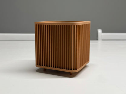 Shikaku Square Planter with Legs - Modern Japanese-Inspired Pot