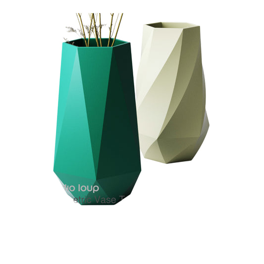 Geometric Vase – Flat or Twisted Faceted Design | 10×10×18 cm