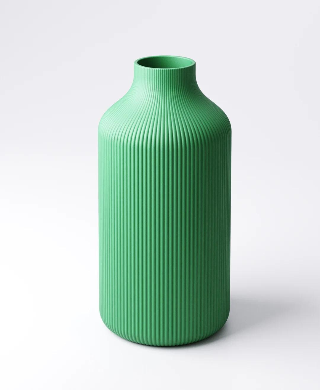 Bottle Vase - Straight Rib | 10×10×20 cm