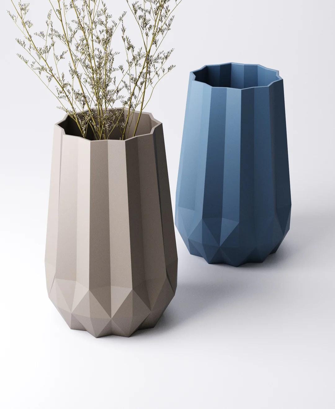 Geometric Vase - Faceted Design | 13×13×20 cm