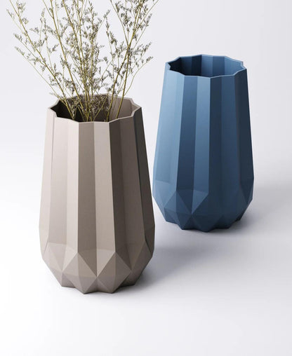 Geometric Vase - Faceted Design | 13×13×20 cm