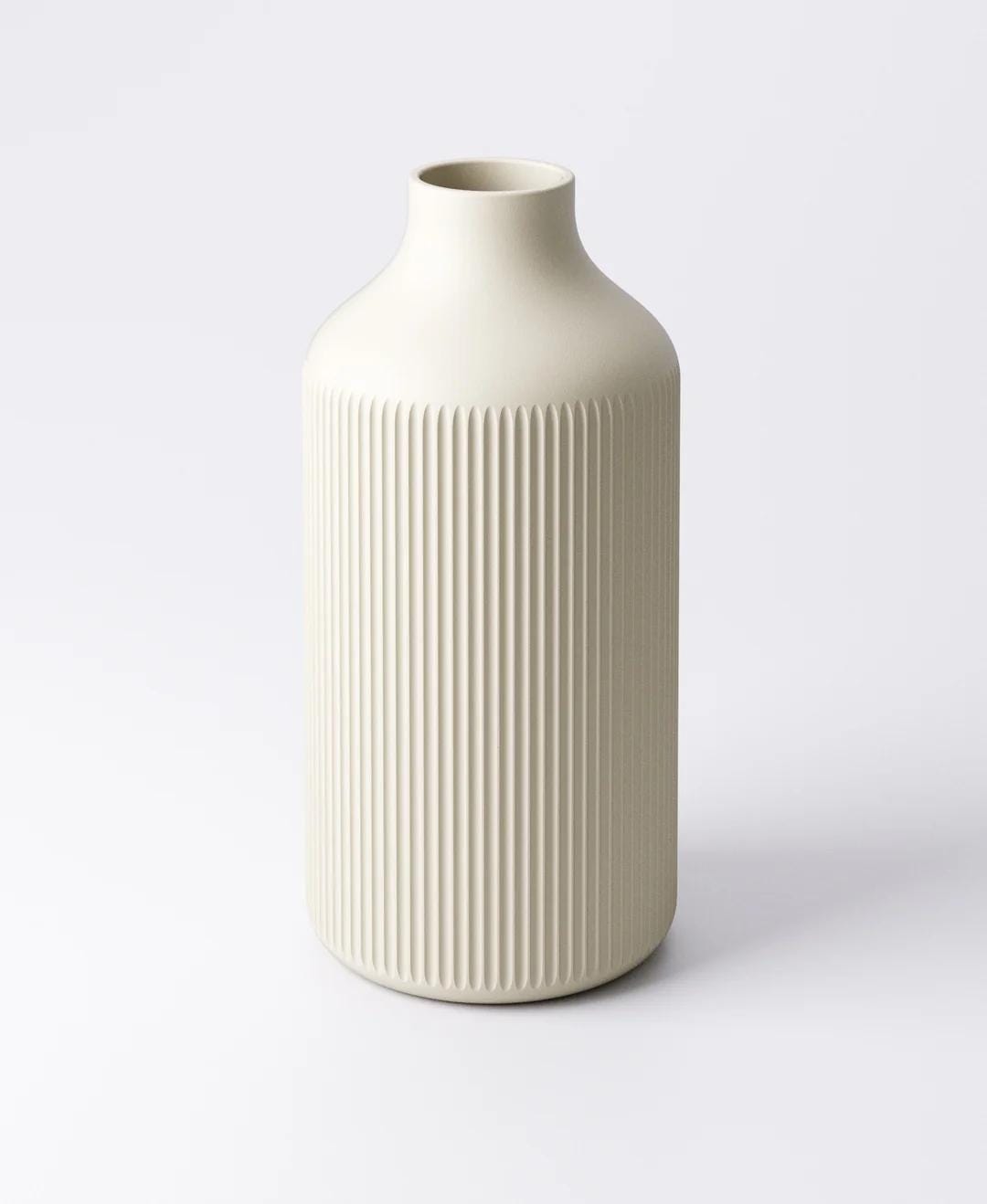 Bottle Vase - Diagonal Rib | 10×10×20 cm