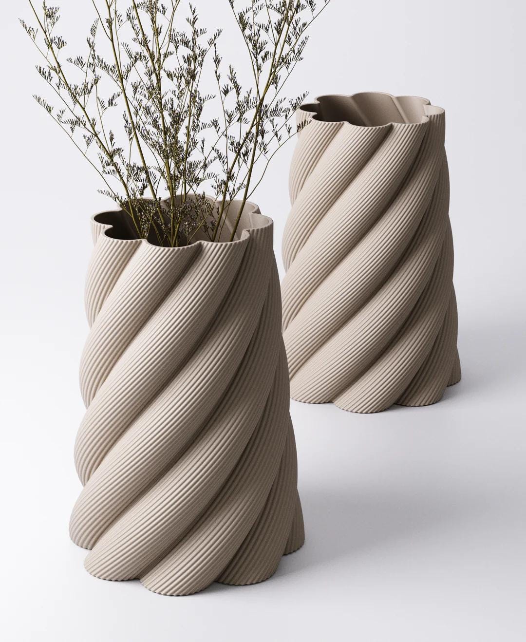 Spiral Vase - Bold Wide Spiral Design | 14×14×19 cm