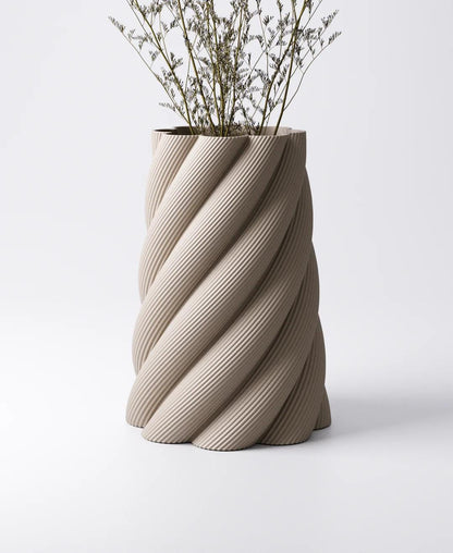 Spiral Vase - Bold Wide Spiral Design | 14×14×19 cm