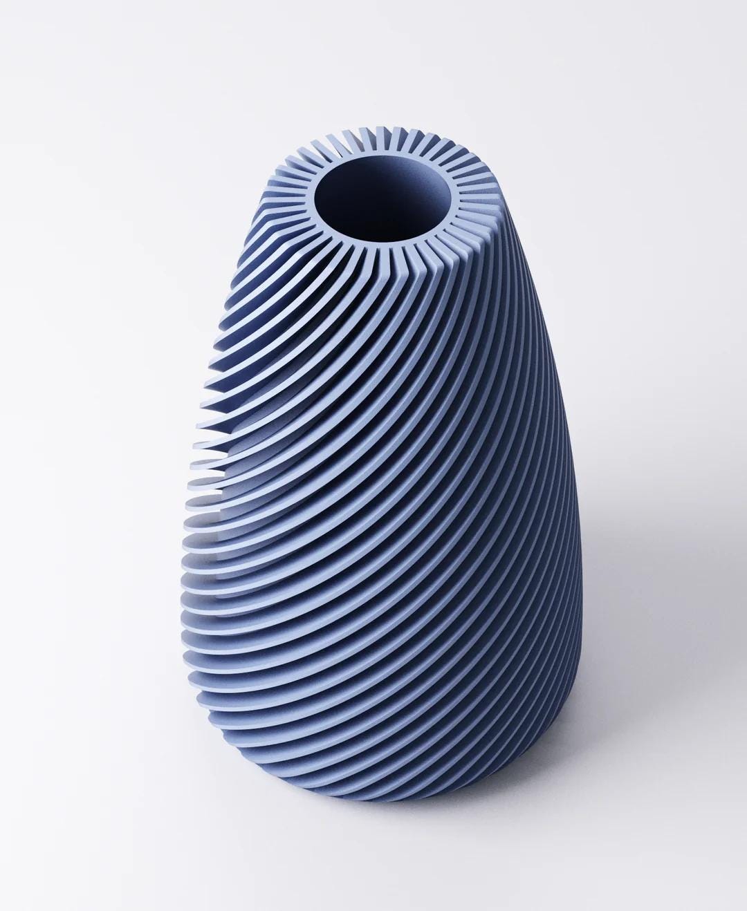 Fin Vase - Angled Ribbed Design | 12×12×18 cm