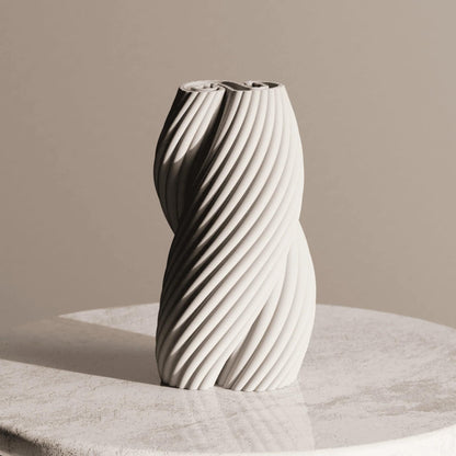 Twisted Vase – Sculptural Modern Vase – Discover