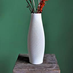 Meek Vase