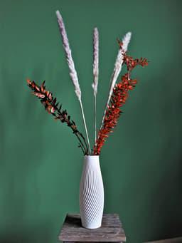 Meek Vase