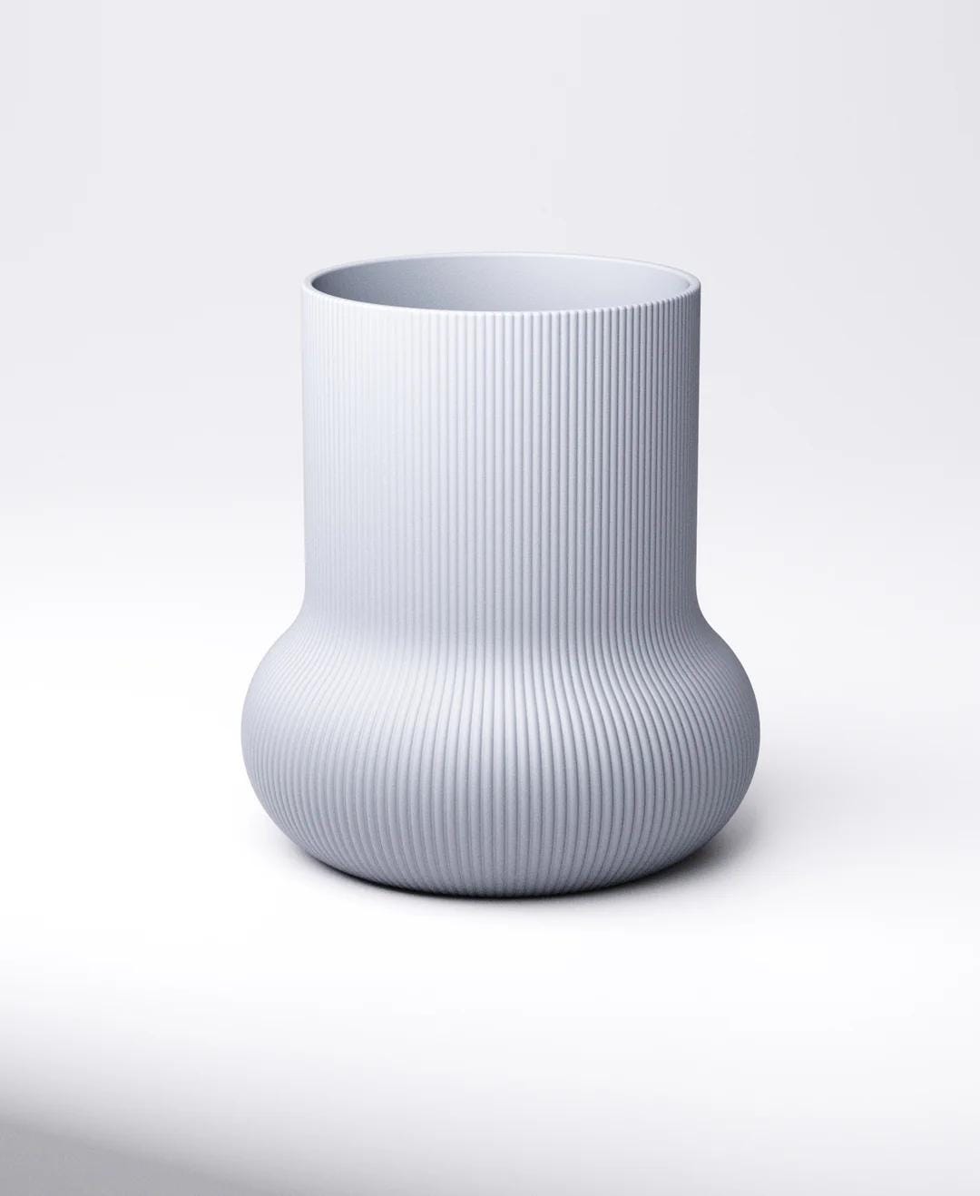 Bulb Vase - Ribbed Cylinder Base | 14×14×15 cm