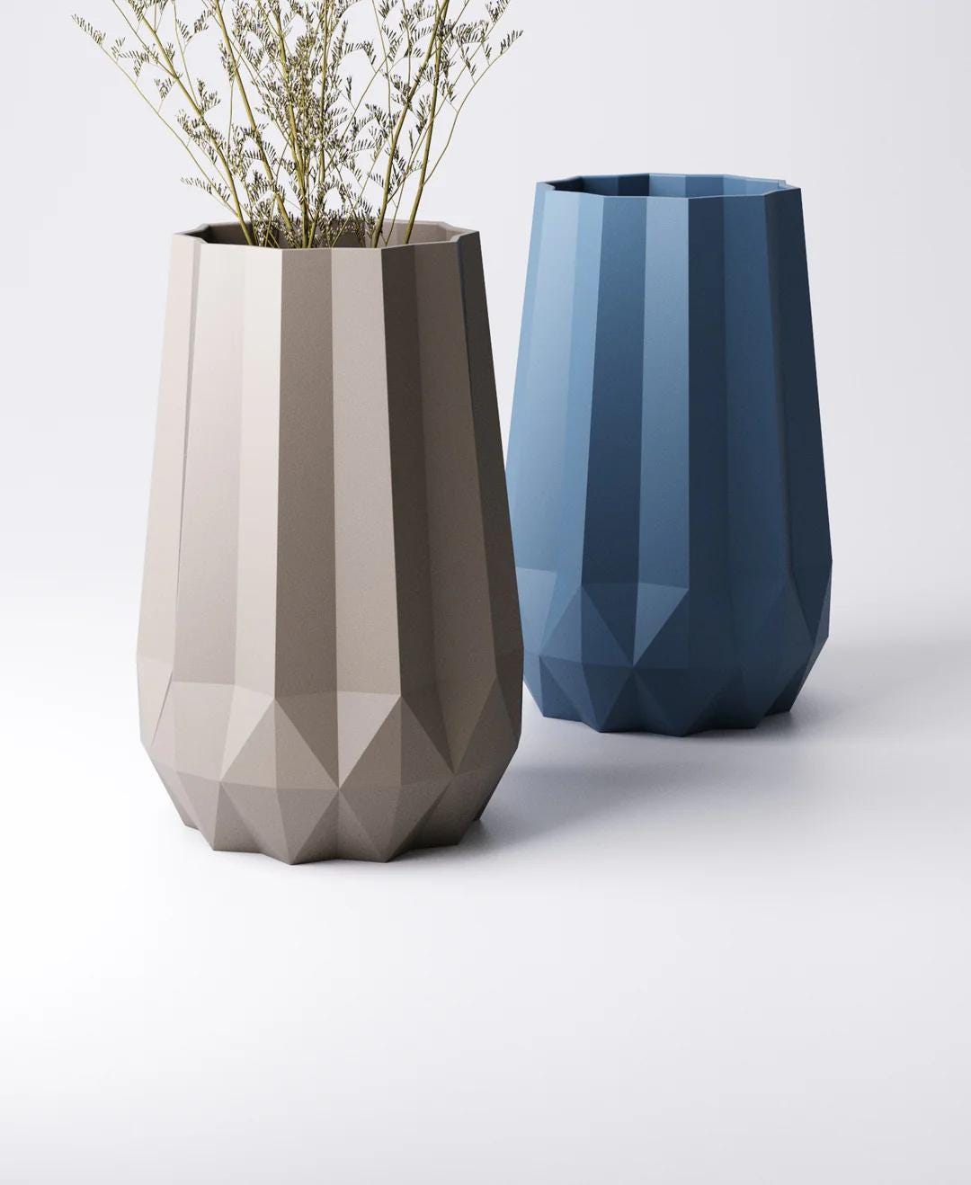 Geometric Vase - Faceted Design | 13×13×20 cm