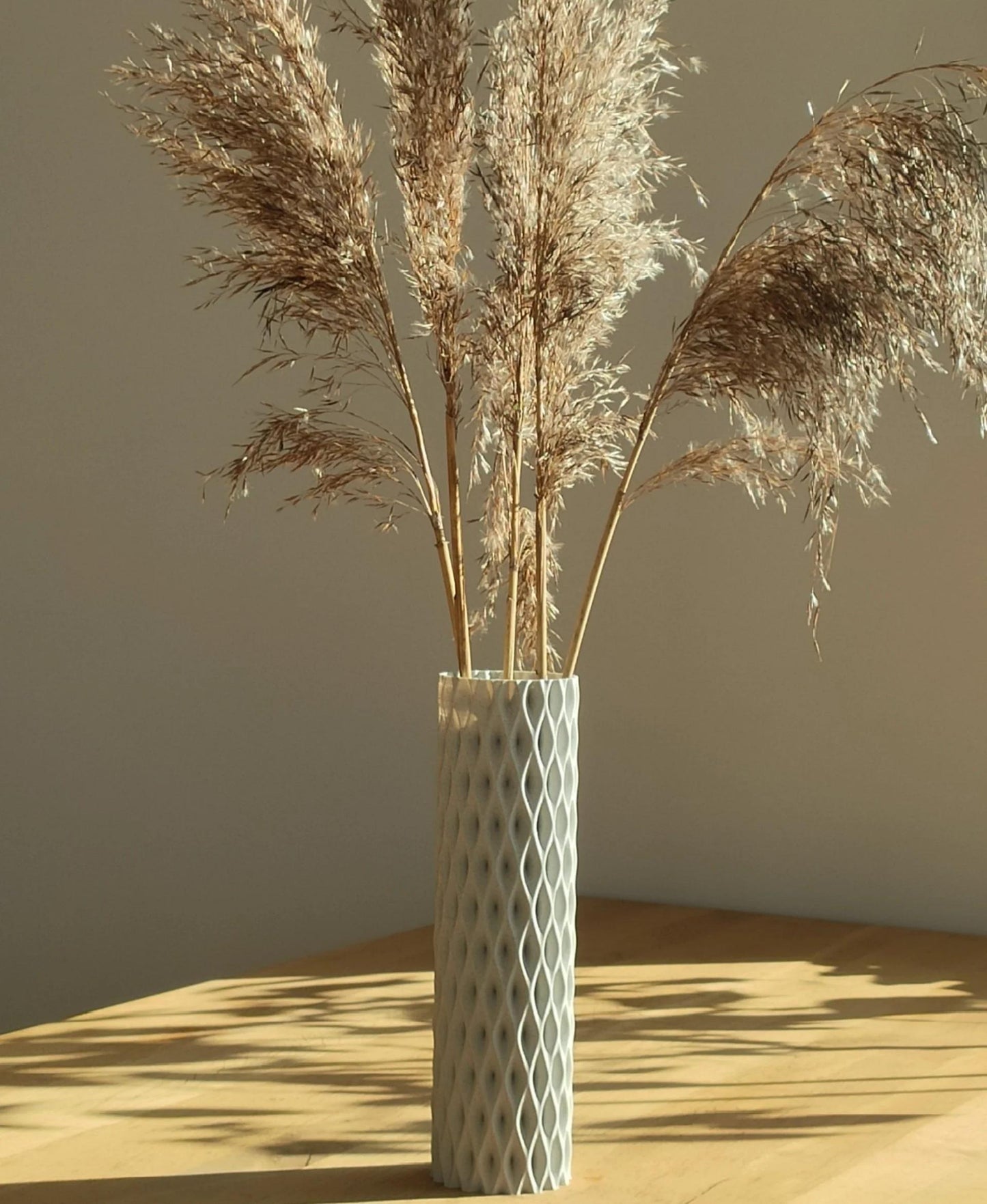 Modern Vase – Sculptural Modern Vase – Model