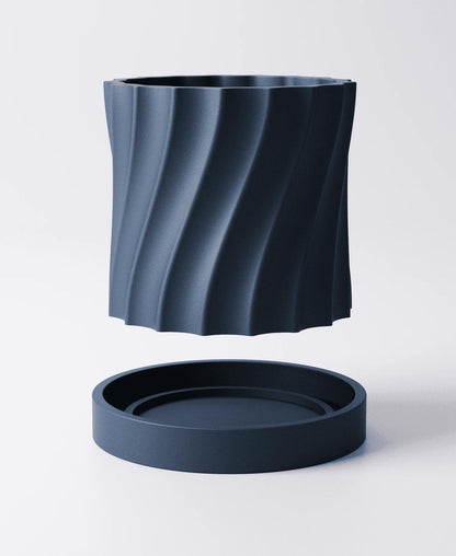 Twist Planter with Drip Tray