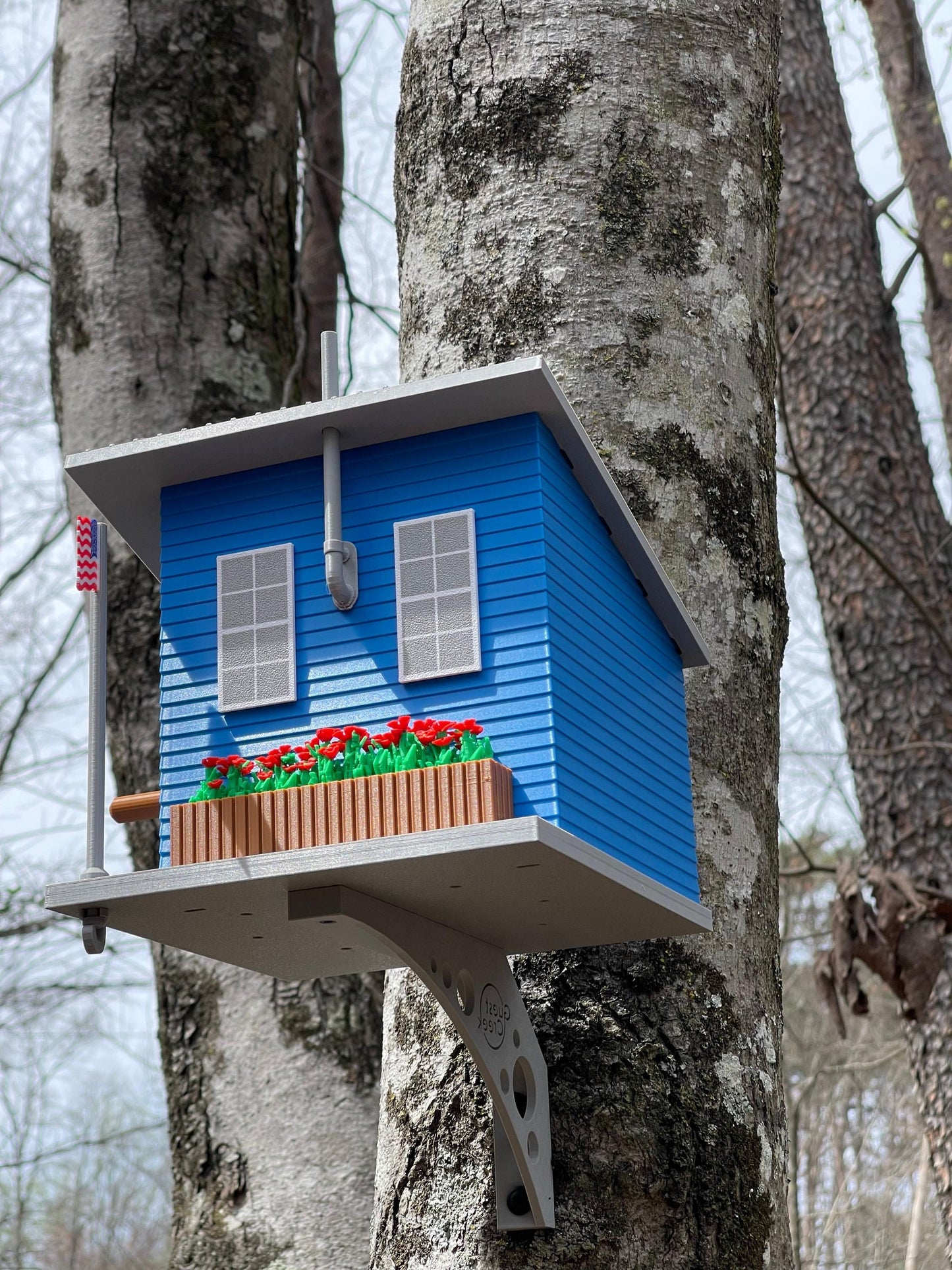 Blue Cottage Birdhouse with Planter - Decorative Garden Feature