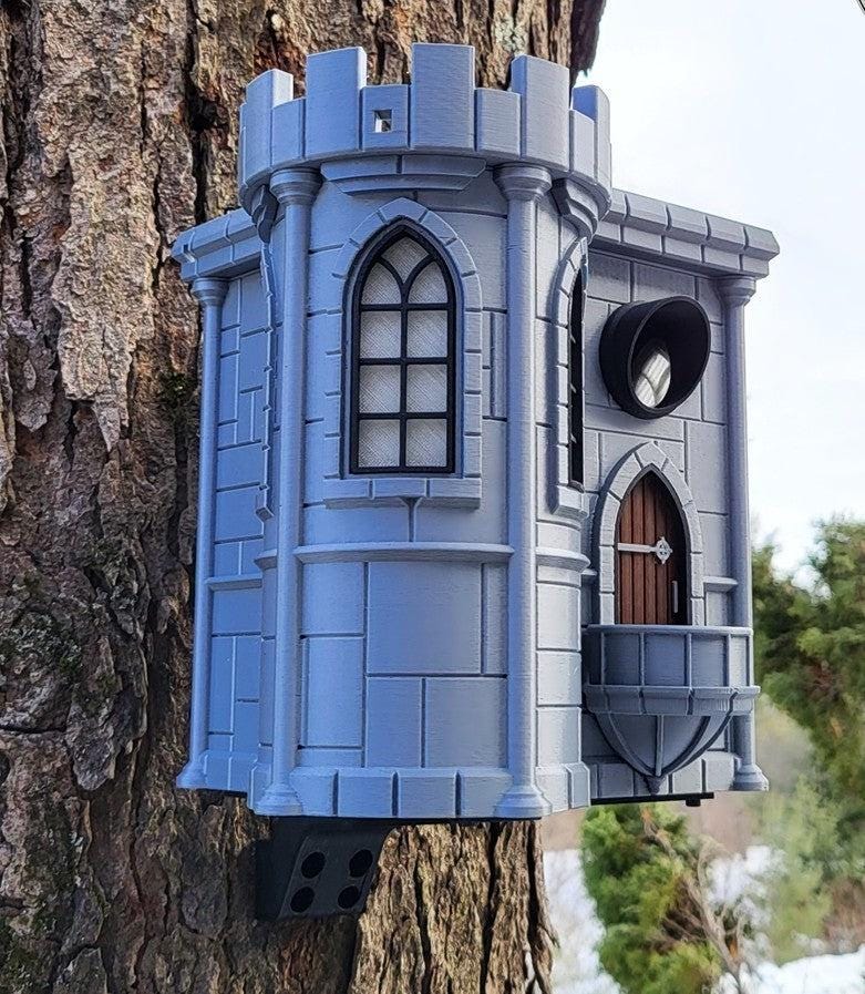 Castle Birdhouse | Whimsical Garden Decor (22 x 21 x 21 cm)