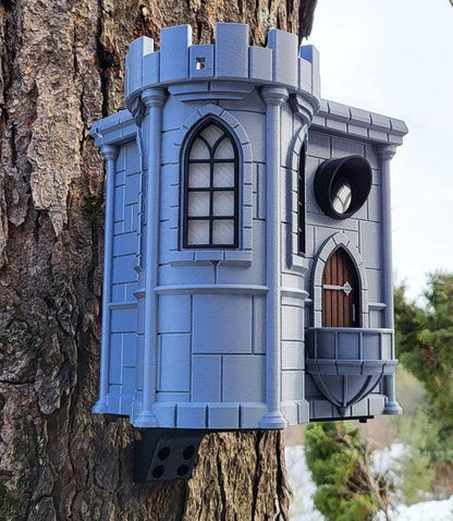 Castle Birdhouse | Whimsical Garden Decor (22 x 21 x 21 cm)