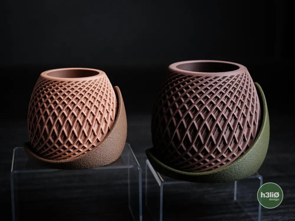 Stryde Lattice Planter with Elevated Drip Plate | Modern Indoor Pot