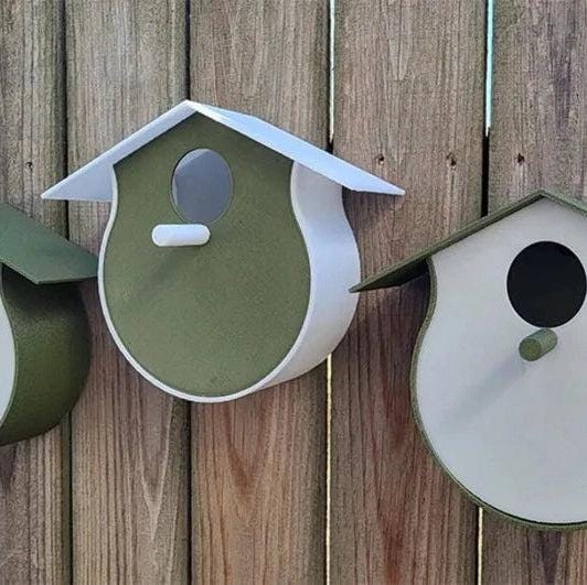 Classic Wall-Mount Birdhouse with 45mm Entry | Outdoor Nest Box