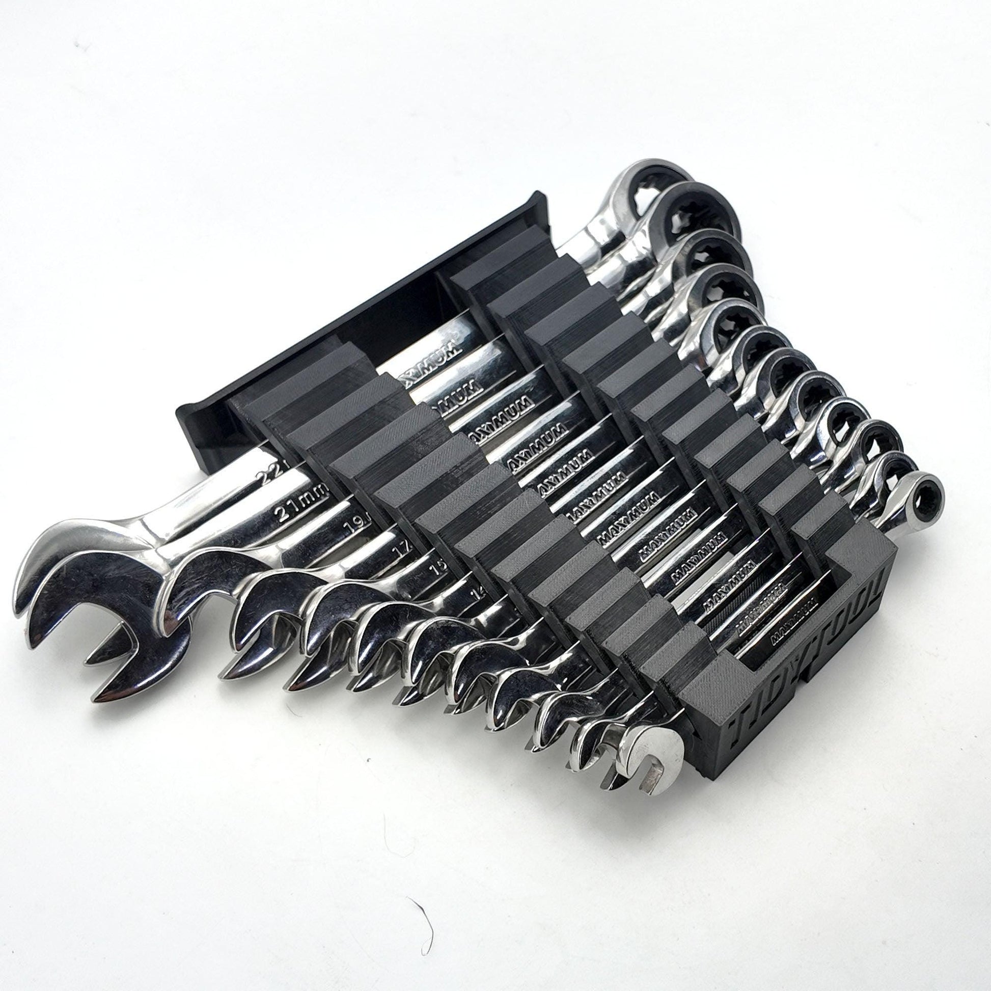 https://cdn.shopify.com/s/files/1/0682/8821/7240/files/close8.jpg?v=1759248225