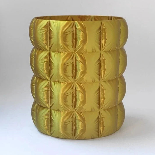 Twisted Vase – Sculptural Modern Vase | Pen holder
