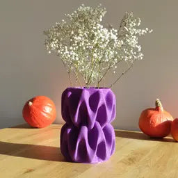 Modern Vase – Sculptural Modern Vase | Stretched out & textured vase