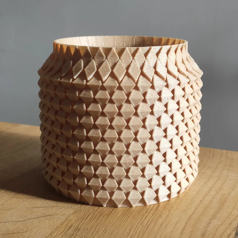 Modern Vase – Sculptural Modern Vase | Pen holder – Model