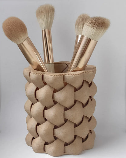 Modern Vase – Sculptural Modern Vase | Pen holder - vase mode