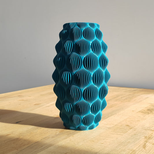 Modern Decor – Sculptural Home Accent | Wavy, curvy & fluffy