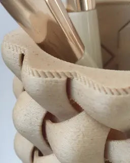 Modern Vase – Sculptural Modern Vase | Pen holder - vase mode